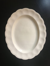 Load image into Gallery viewer, Scalloped edge serving dish
