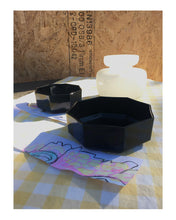 Load image into Gallery viewer, Arcoroc small black glass bowls
